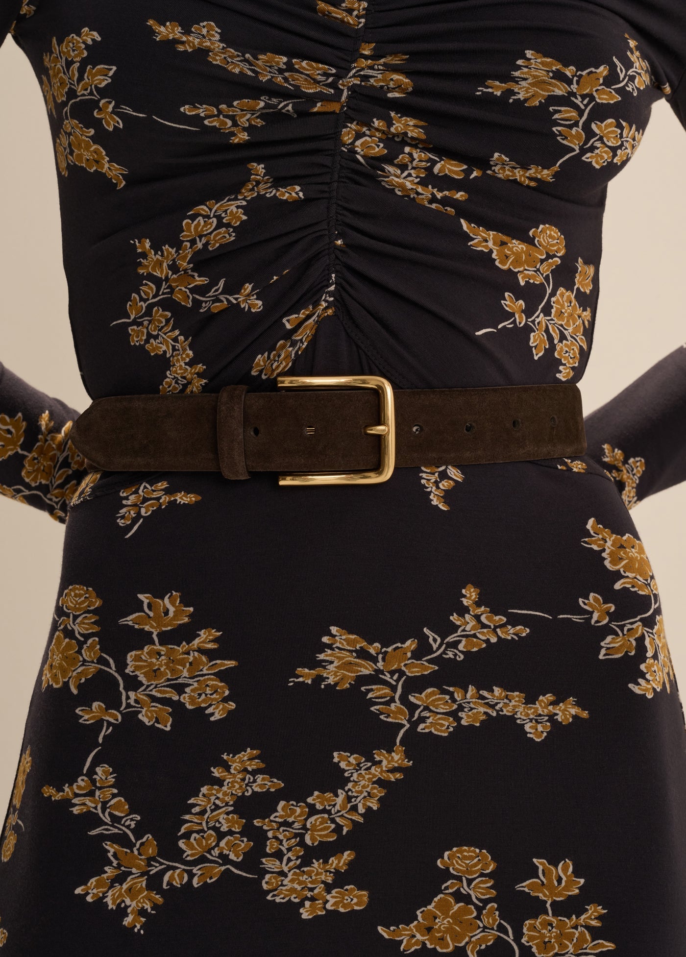 FDWB595002-favorite-daughter-the-suede-heritage-belt-in-chocolate-brass-1