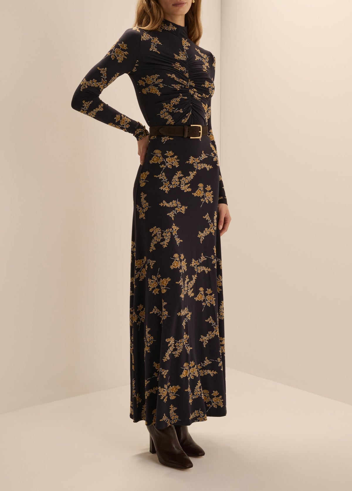 FDWB595002-favorite-daughter-the-suede-heritage-belt-in-chocolate-brass-1