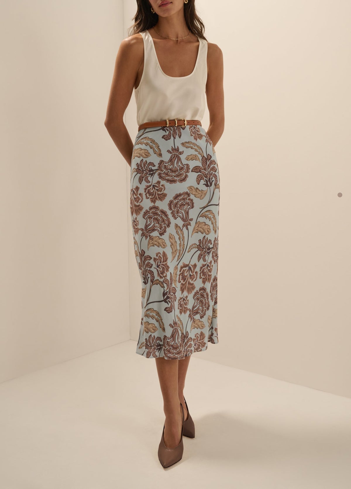 FHP6LM8088F-favorite-daughter-jojo-skirt-in-sky-paisley-floral-1