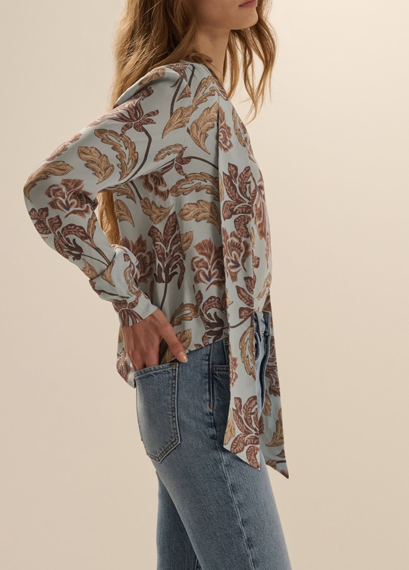 FHP6PB1153-favorite-daughter-simone-blouse-in-sky-paisley-floral-1