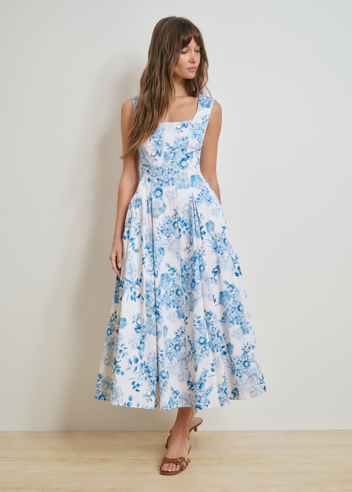 FJG1FF4875-favorite-daughter-the-must-dress-in-blue-and-white-floral-1