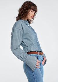 FMR5LX1099-favorite-daughter-eyes-on-me-shirt-in-lexington-1