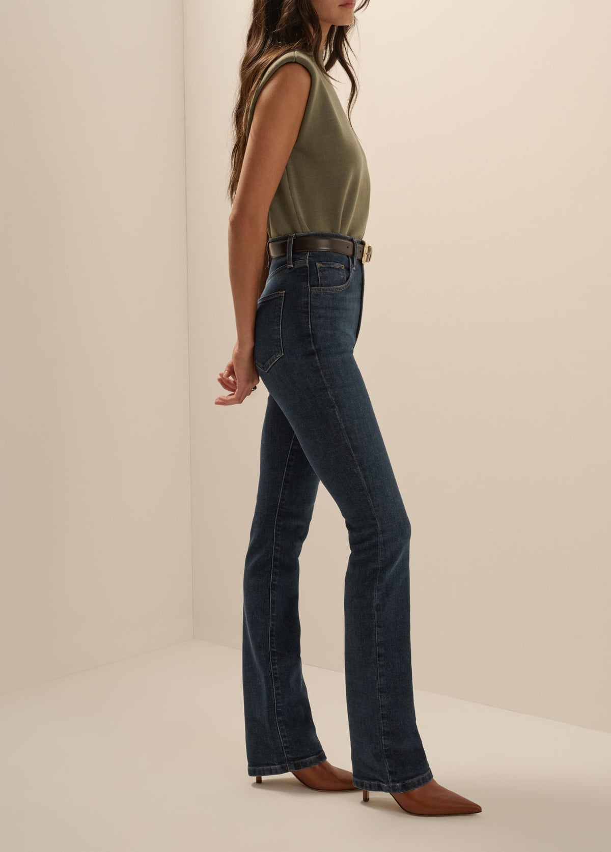 FRHXKT3553-favorite-daughter-the-whitney-top-in-army-1