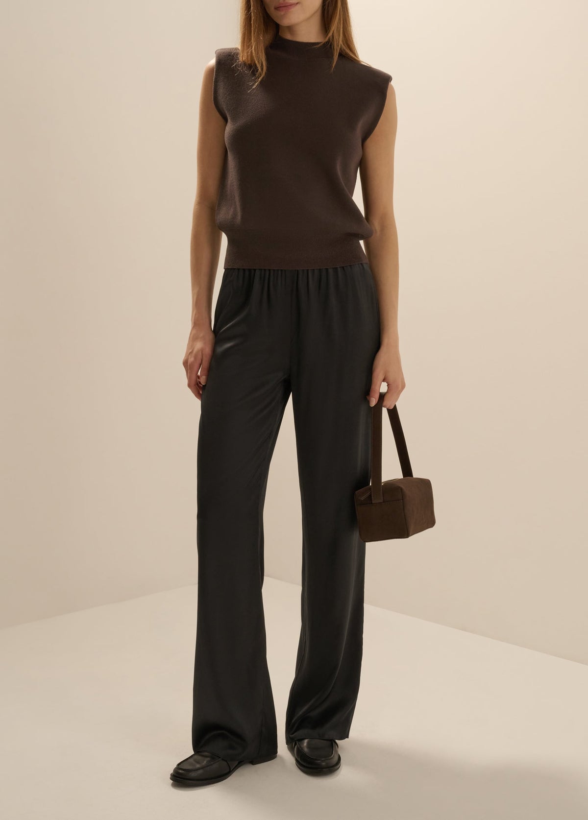 FRHXKT3553-favorite-daughter-the-whitney-top-in-espresso-1