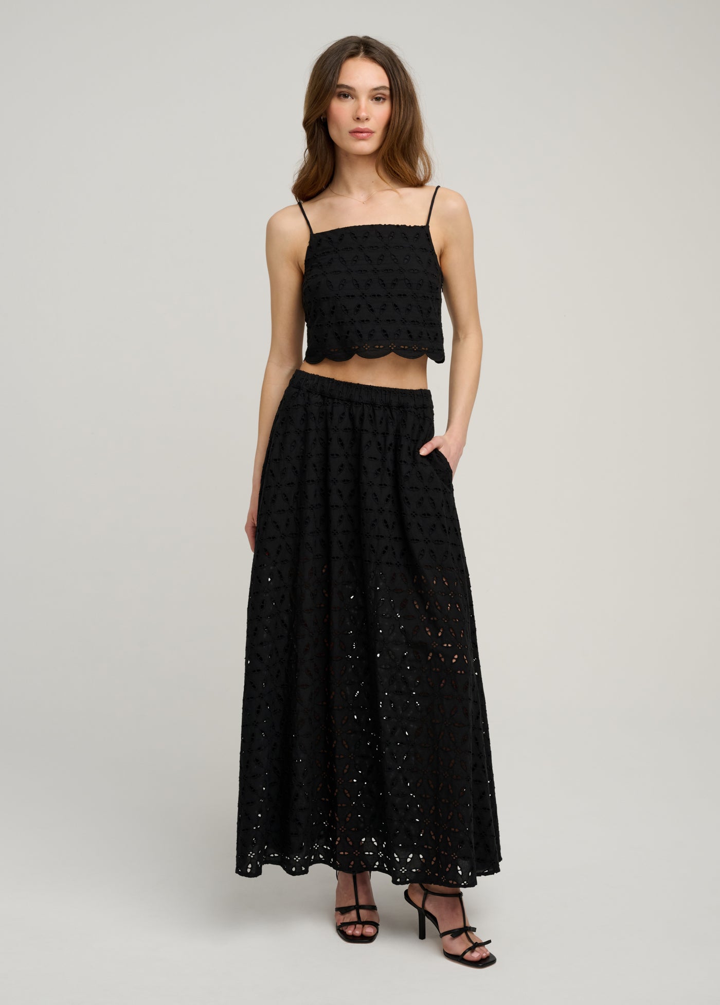 FRS4ES8085-favorite-daughter-the-pretty-please-skirt-in-black-1