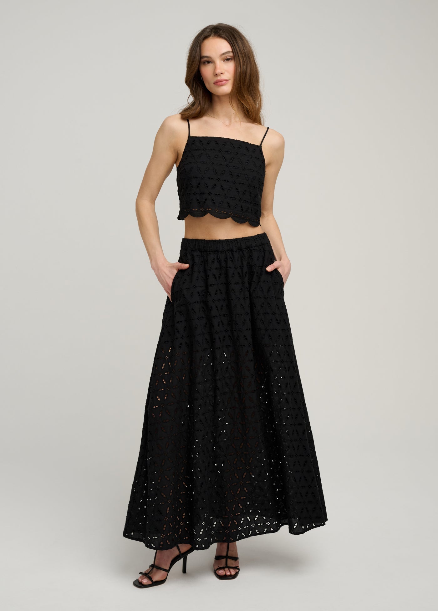 FRS4ES8085-favorite-daughter-the-pretty-please-skirt-in-black-1