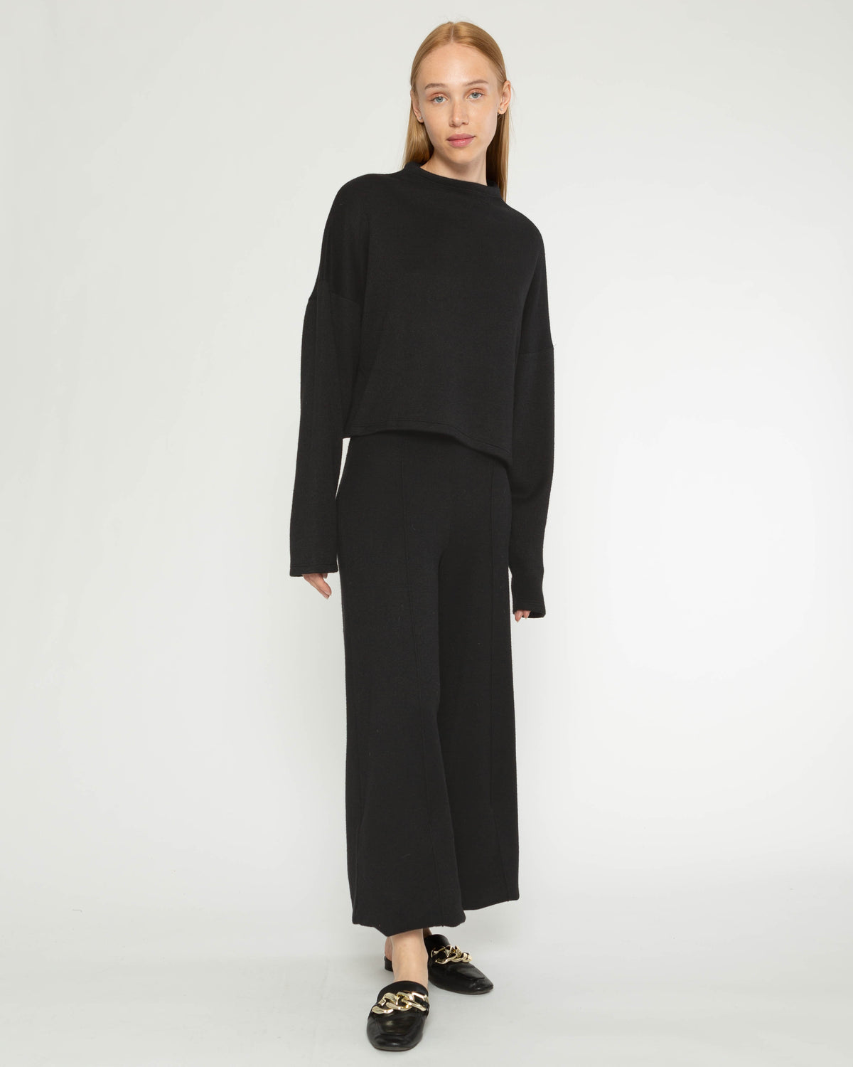 Cashmere-Like Wide Leg Pant in Black