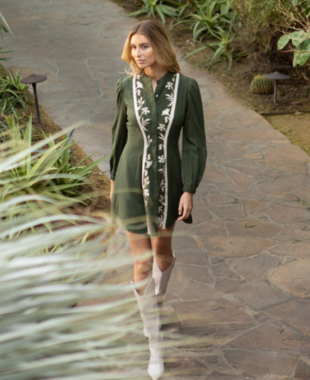 FW25-138-never-a-wallflower-august-short-dress-august-embroidery-1