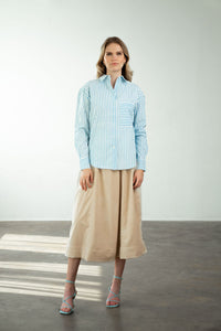 FW25-195-never-a-wallflower-boyfriend-shirt-in-blue-stripe-1