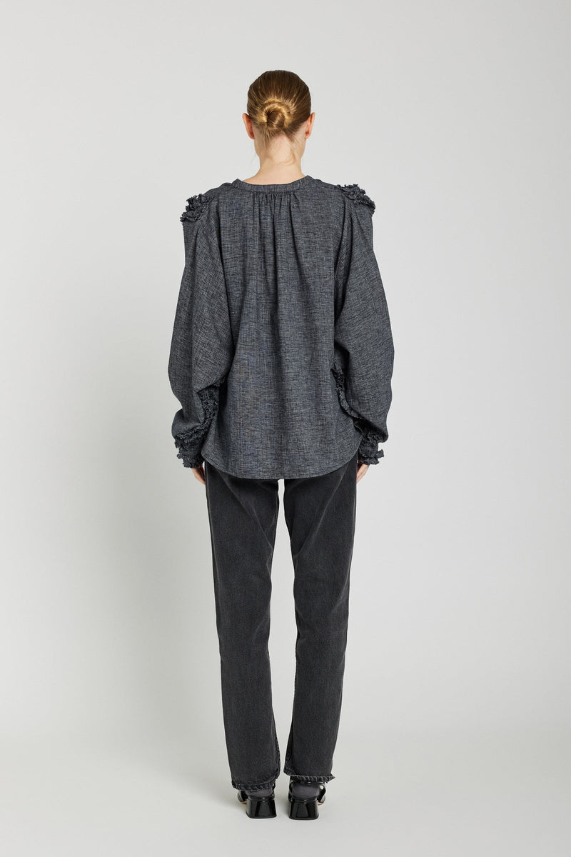 FW25CARSHI-v-de-vinister-carmen-ruffle-shirt-in-ash-grey-