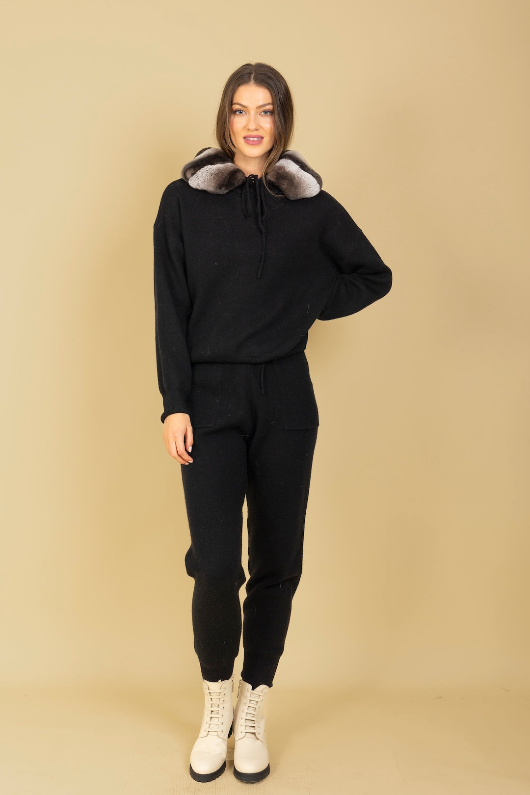 FW25K125A-jessie-liu-hooded-sweater-with-detachable-genuine-fur-trim-in-black-1