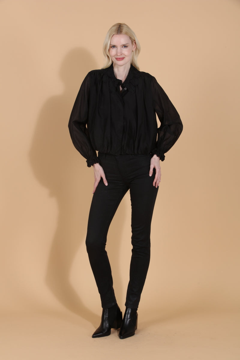 FW26B582-jessie-liu-lace-collar-blouse-in-black-1