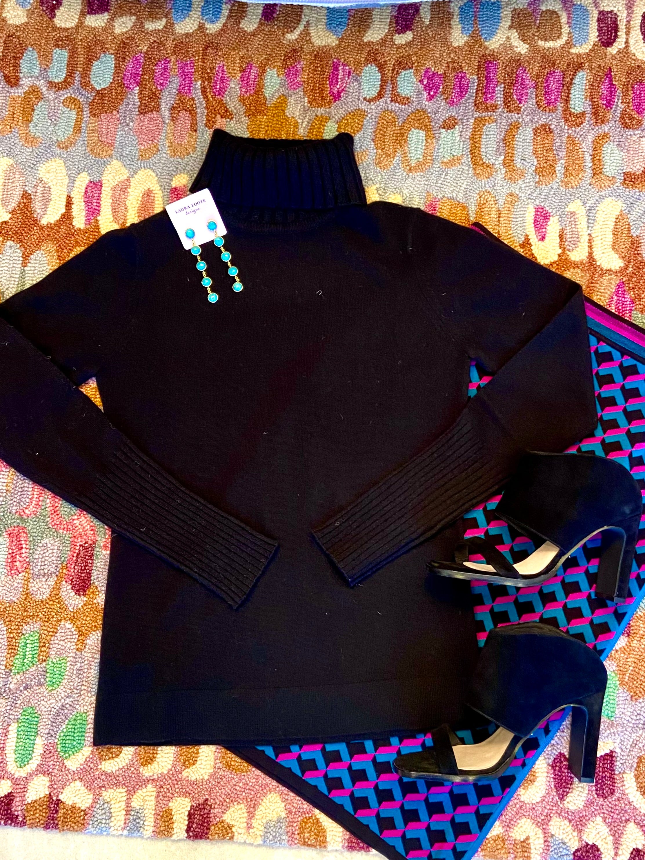 Chunky Trim Turtleneck Sweater in Black