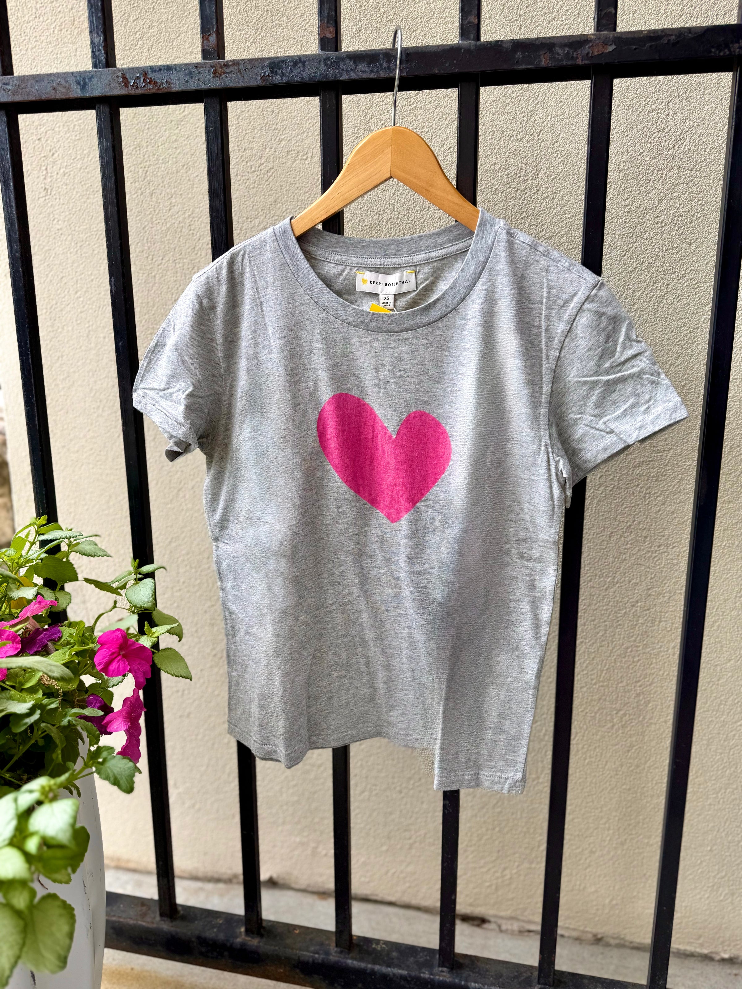 Suke Imperfect Heart Tee in Heather Grey/Pink