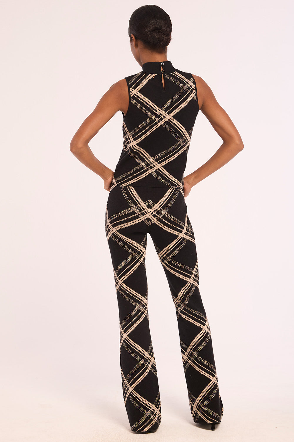 GDKT98132-misa-los-angeles-nell-top-in-plaid-1