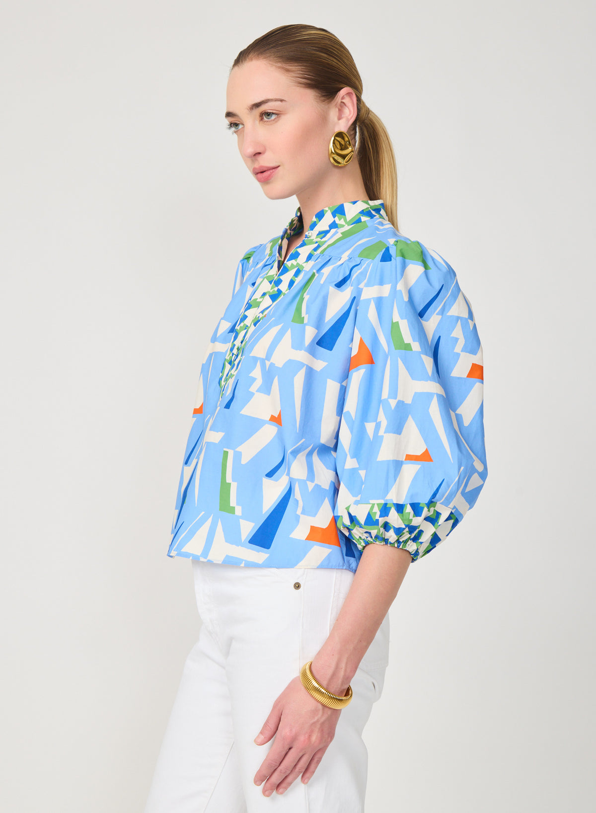 GF343CPO-gilner-farrar-bethany-blouse-in-capri-print-1