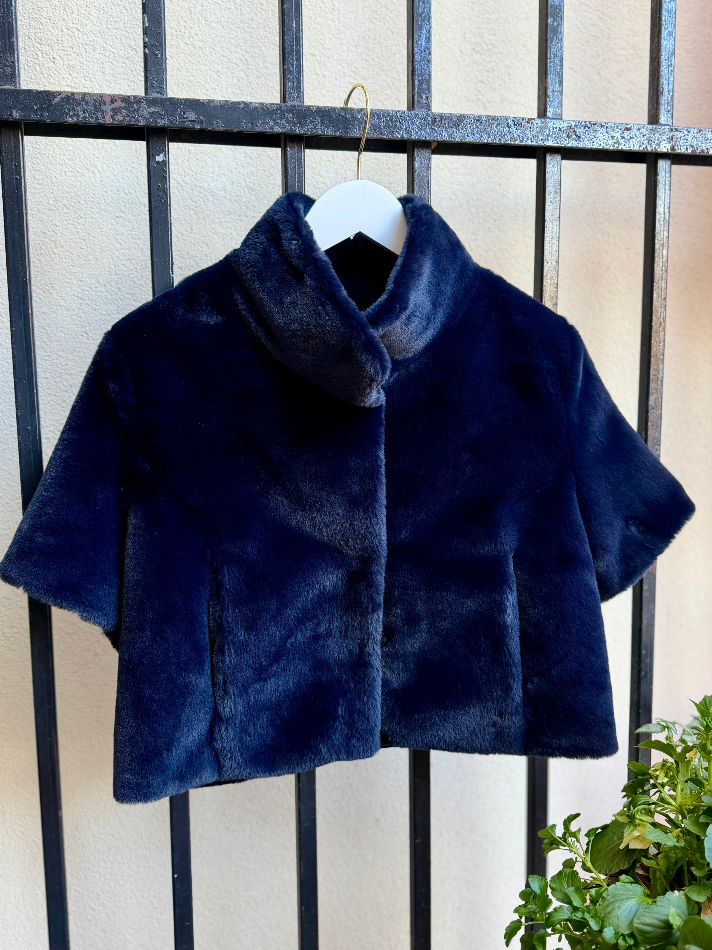 GP540-glamourpuss-standing-collar-faux-fur-bolero-jacket-in-navy-1