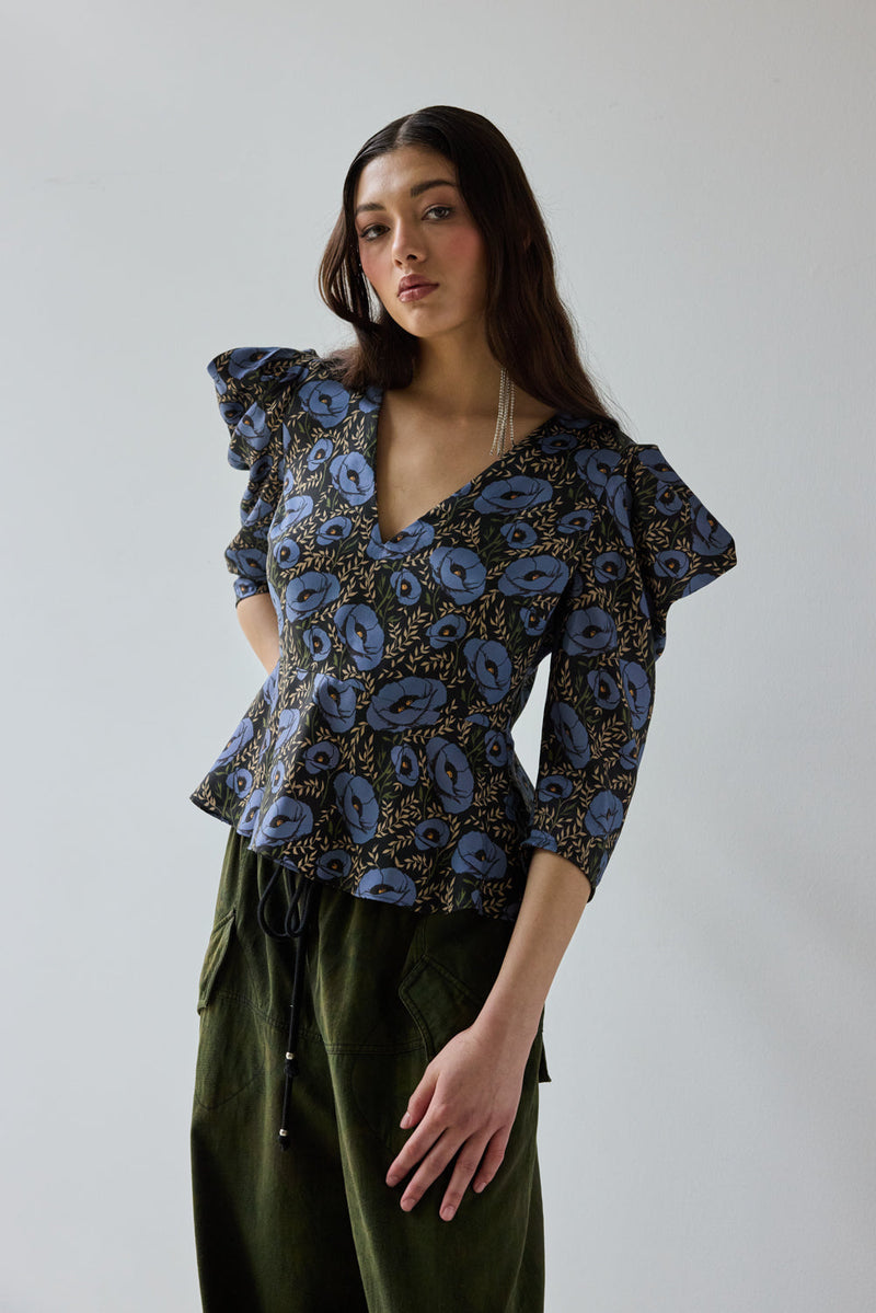 HE7Q22-hope-for-flowers-peplum-top-in-poppy-flowers-1