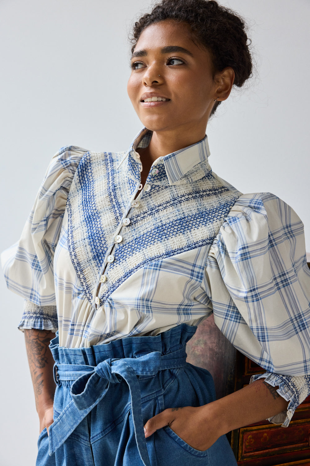 I09522F-hope-for-flowers-smocked-shirt-in-warp-dyed-plaid-1