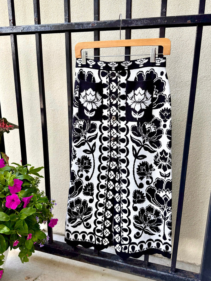 Floral Arabesque Knit Skirt in Cream *FINAL SALE*