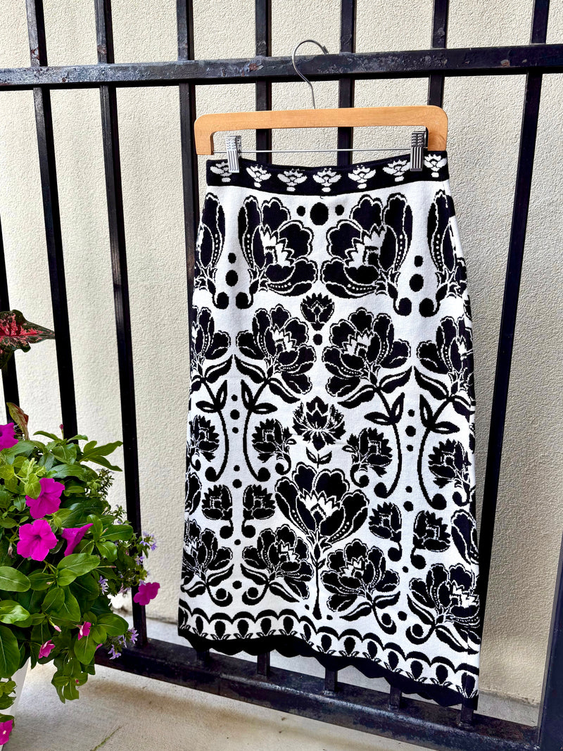 Floral Arabesque Knit Skirt in Cream *FINAL SALE*