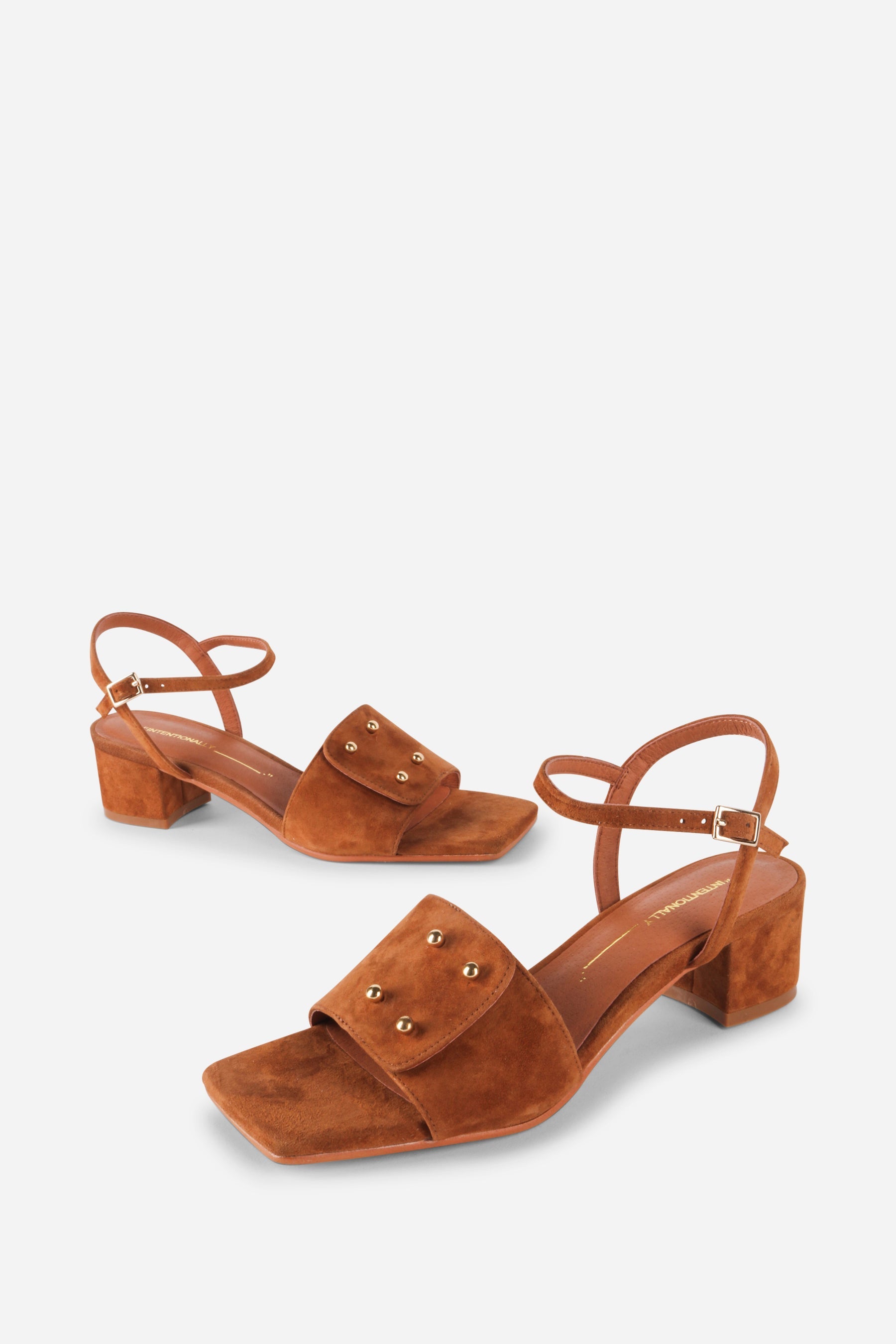 IYF1-1421-intentionally-blank-karizma-block-heel-in-caramel-1