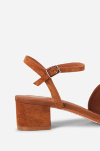 IYF1-1421-intentionally-blank-karizma-block-heel-in-caramel-1