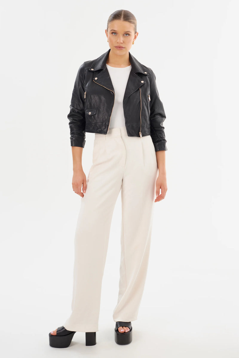 JANIKA JACKET-lamarque-janika-cropped-leather-jacket-in-black-6