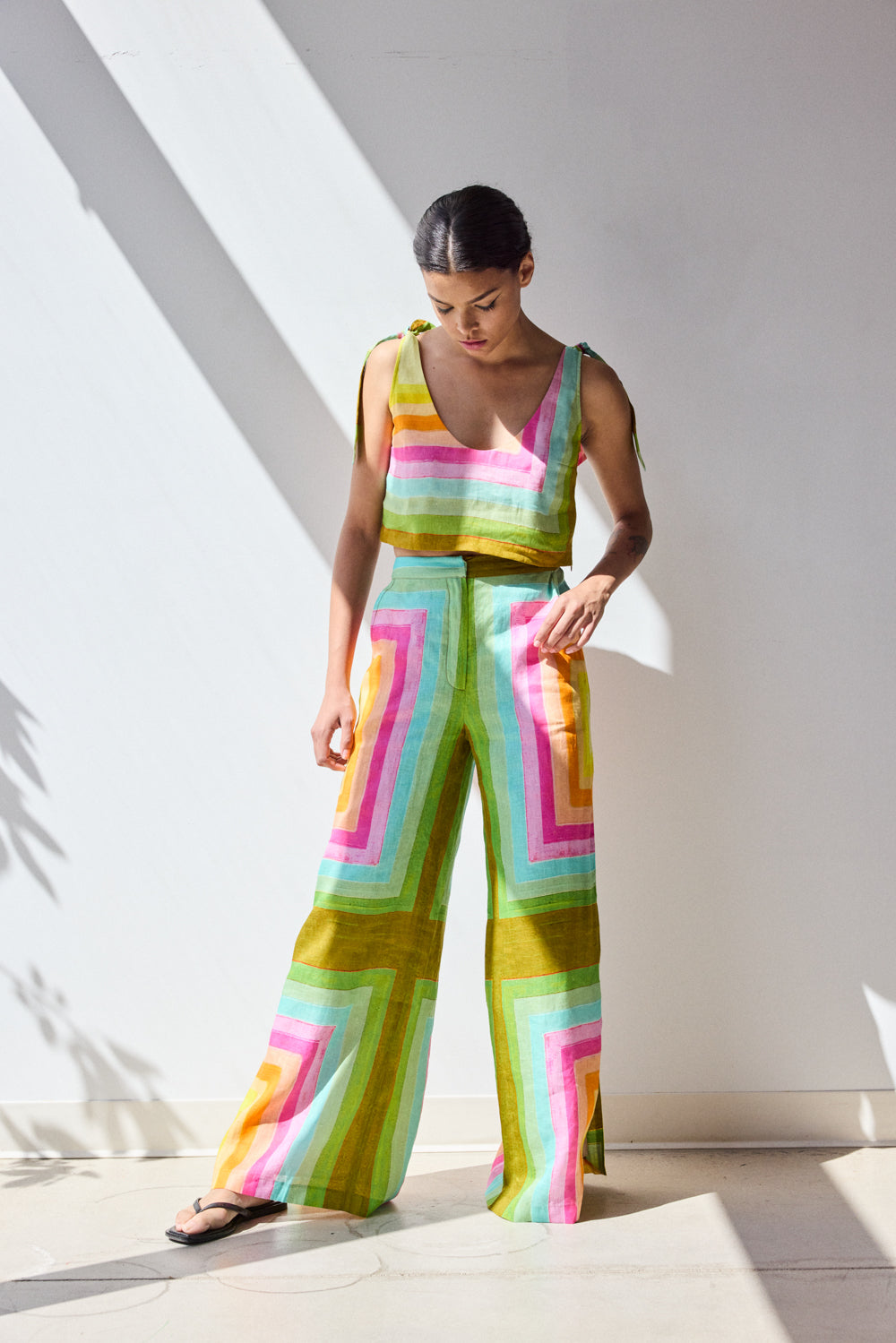 JF2274N-hope-for-flowers-trousers-in-concentric-squares-2