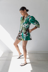 K09111-hope-for-flowers-flared-shorts-in-tropical-print-1
