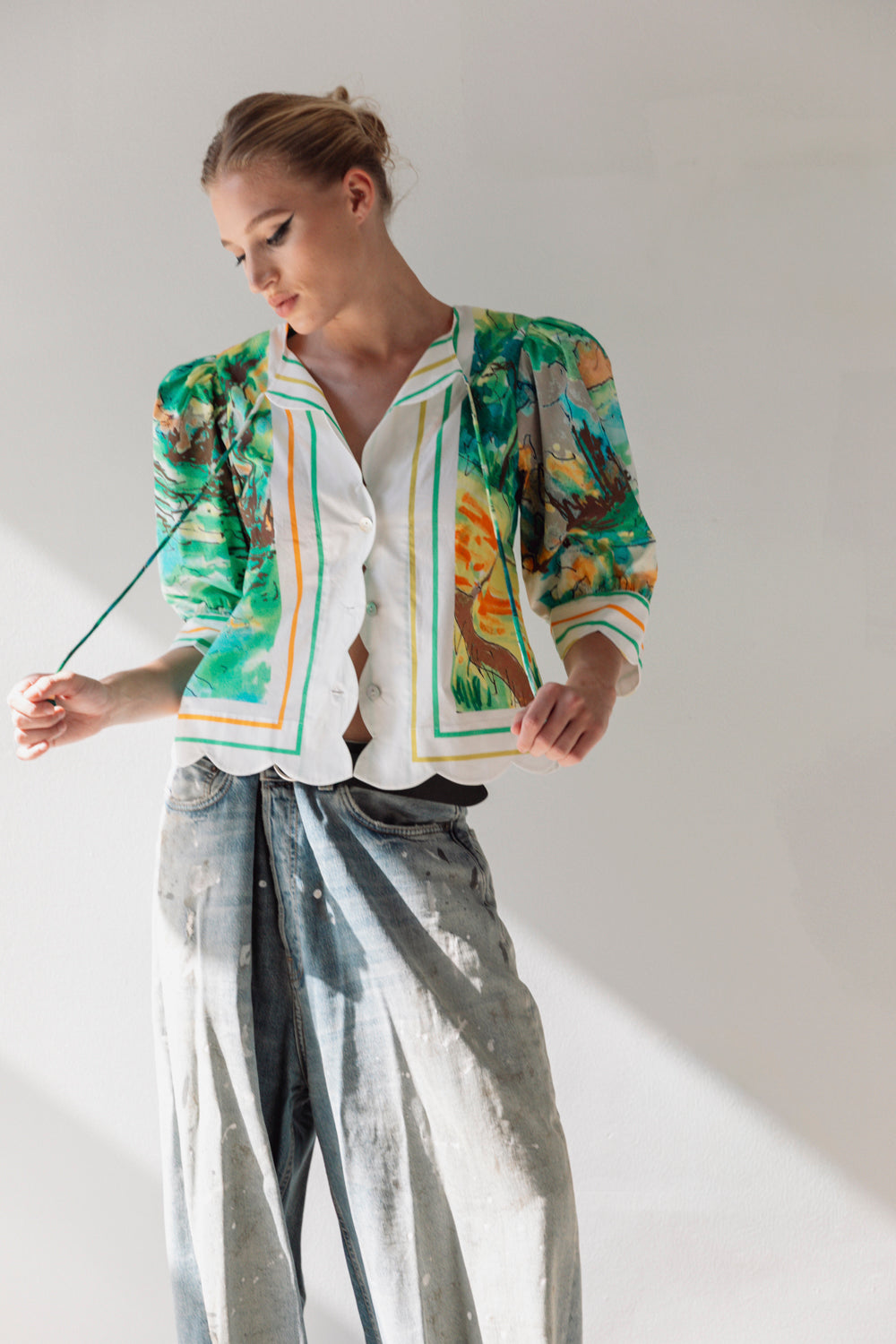 K09R42-hope-for-flowers-scalloped-shirt-in-landscape-scarf-1