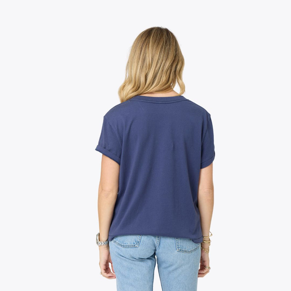 KR23-1109-kerri-rosenthal-imperfect-suke-tee-in-indigo-3