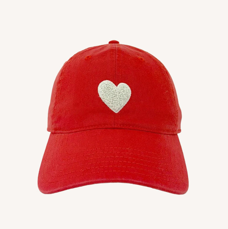 KR253-0582-kerri-rosenthal-imperfect-chenille-heart-hat-in-cherri-red-white-1