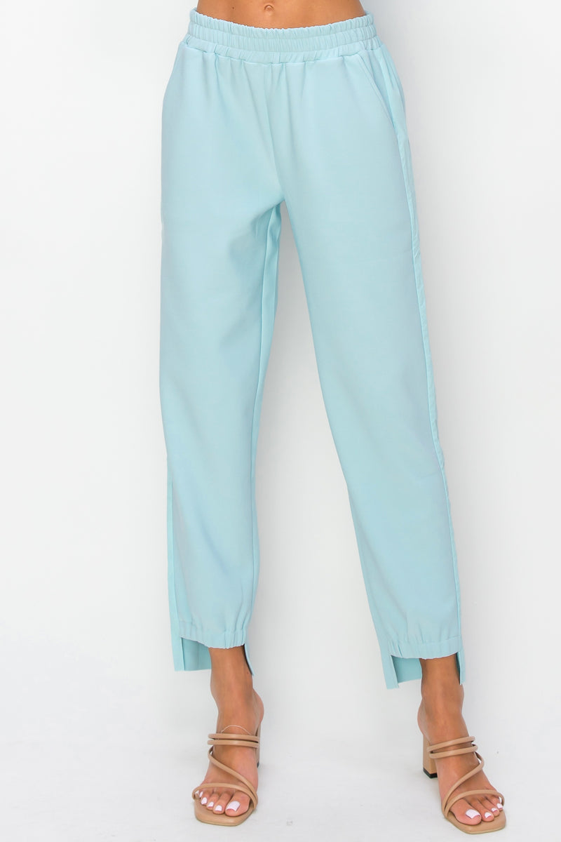 Katie Pant in Mint