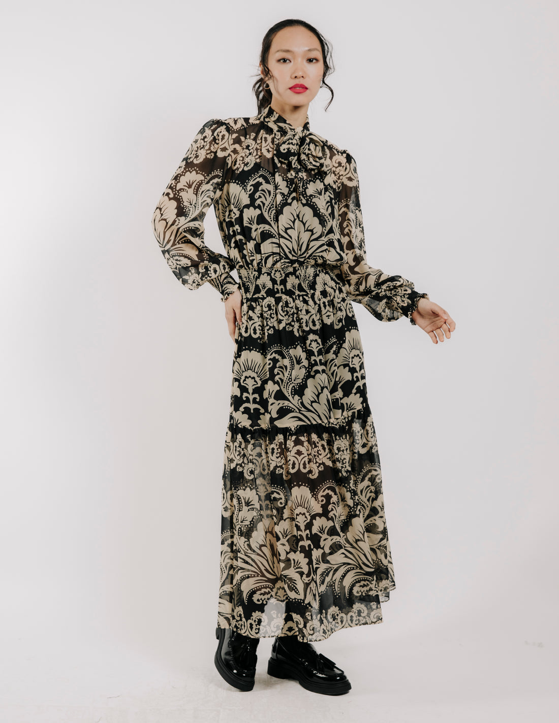 L2509-6322-love-the-label-anika-dress-in-richmond-floral-print-1