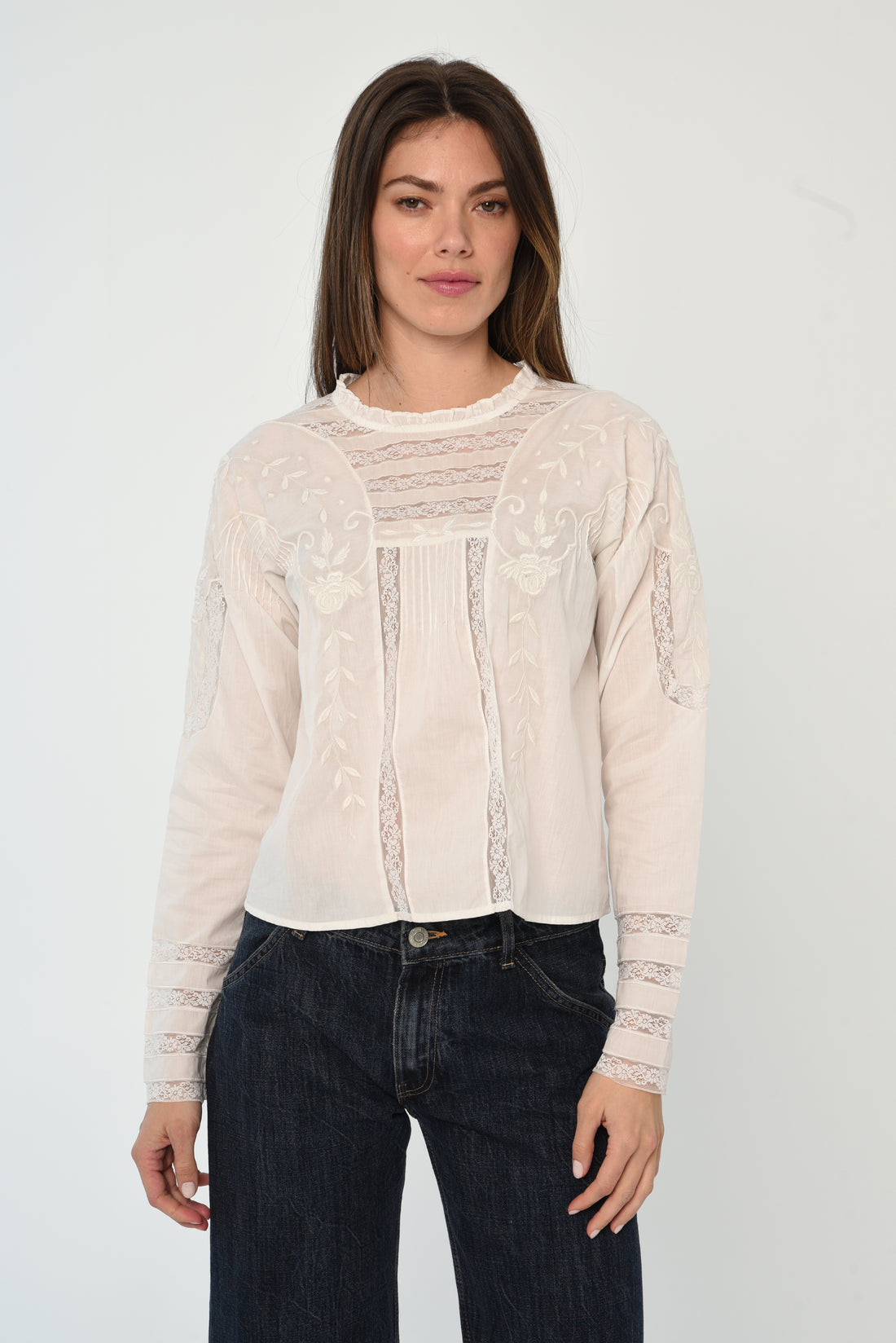 L2511-3267-love-the-label-vernon-top-in-bright-white-1