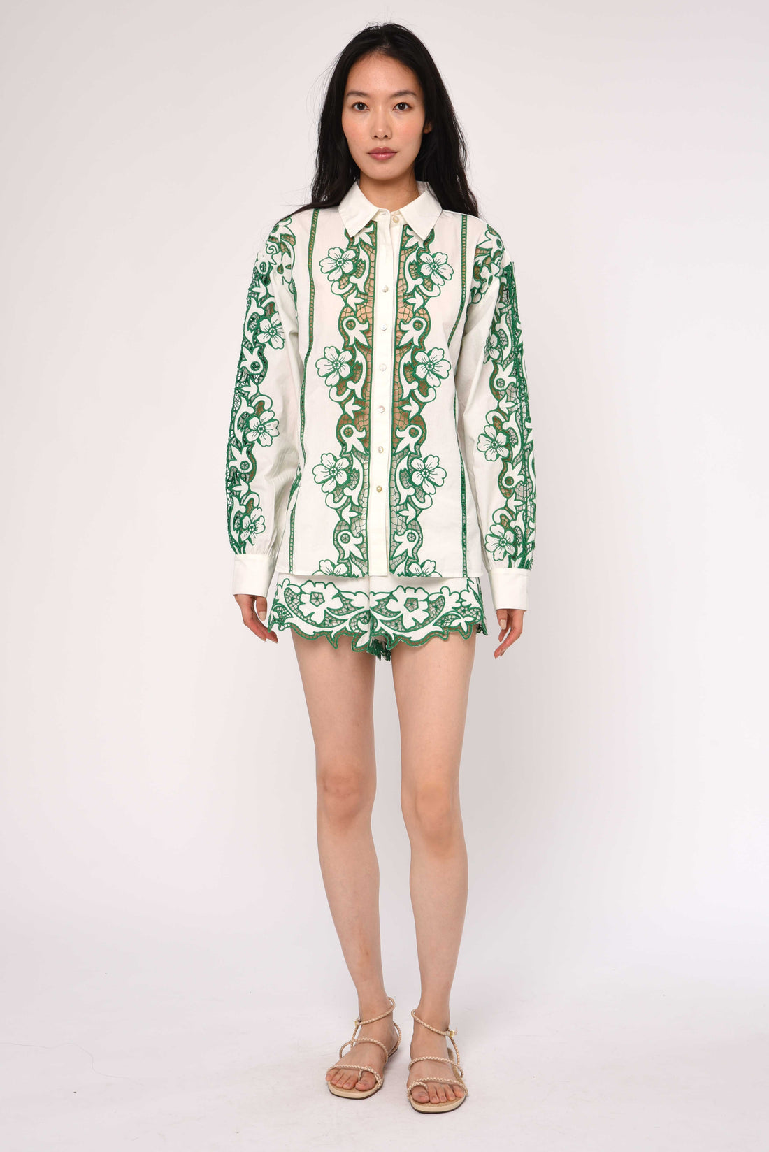 L2601-223-love-the-label-trinity-shorts-in-white-green-1