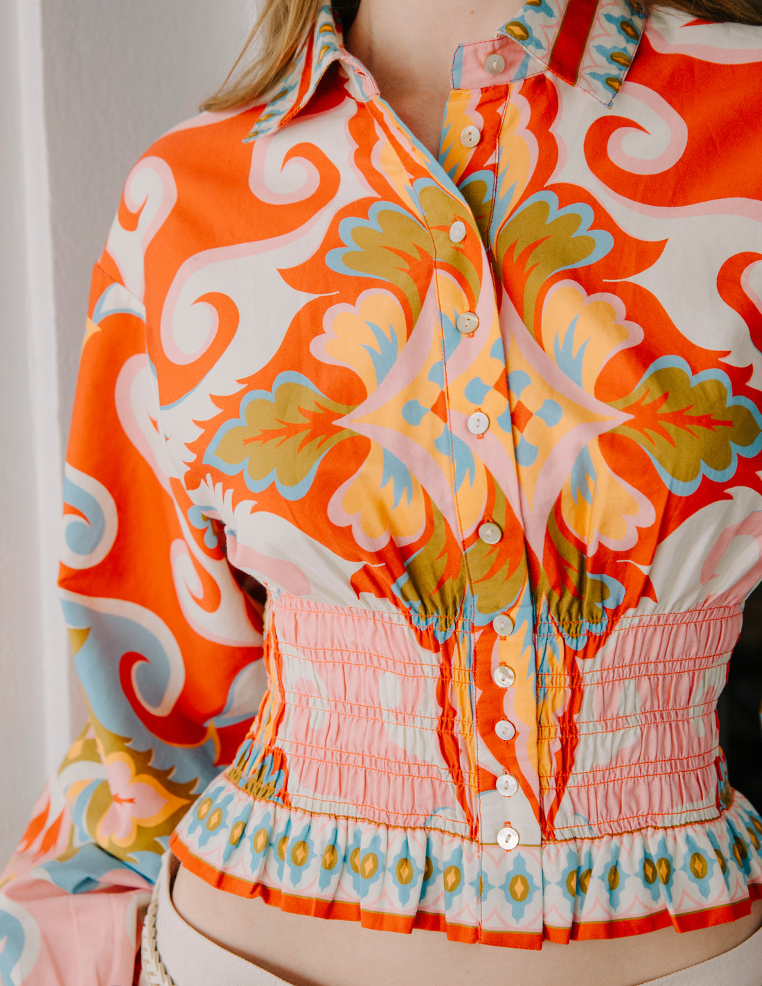 L2601-3322-love-the-label-rolo-top-in-rosetti-print-1