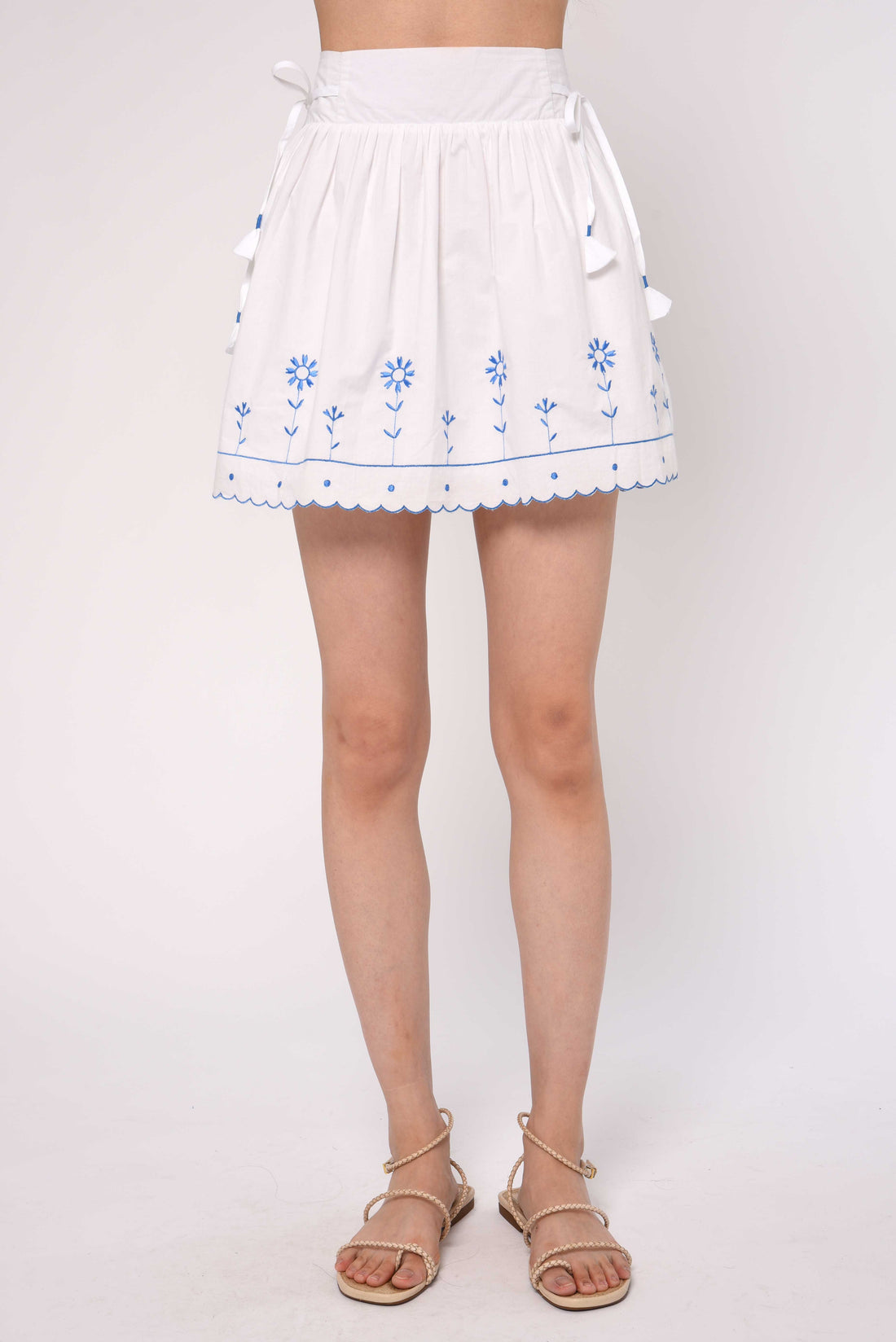 L2602-8017-love-the-label-bessie-skirt-in-margaret-embroidery-1