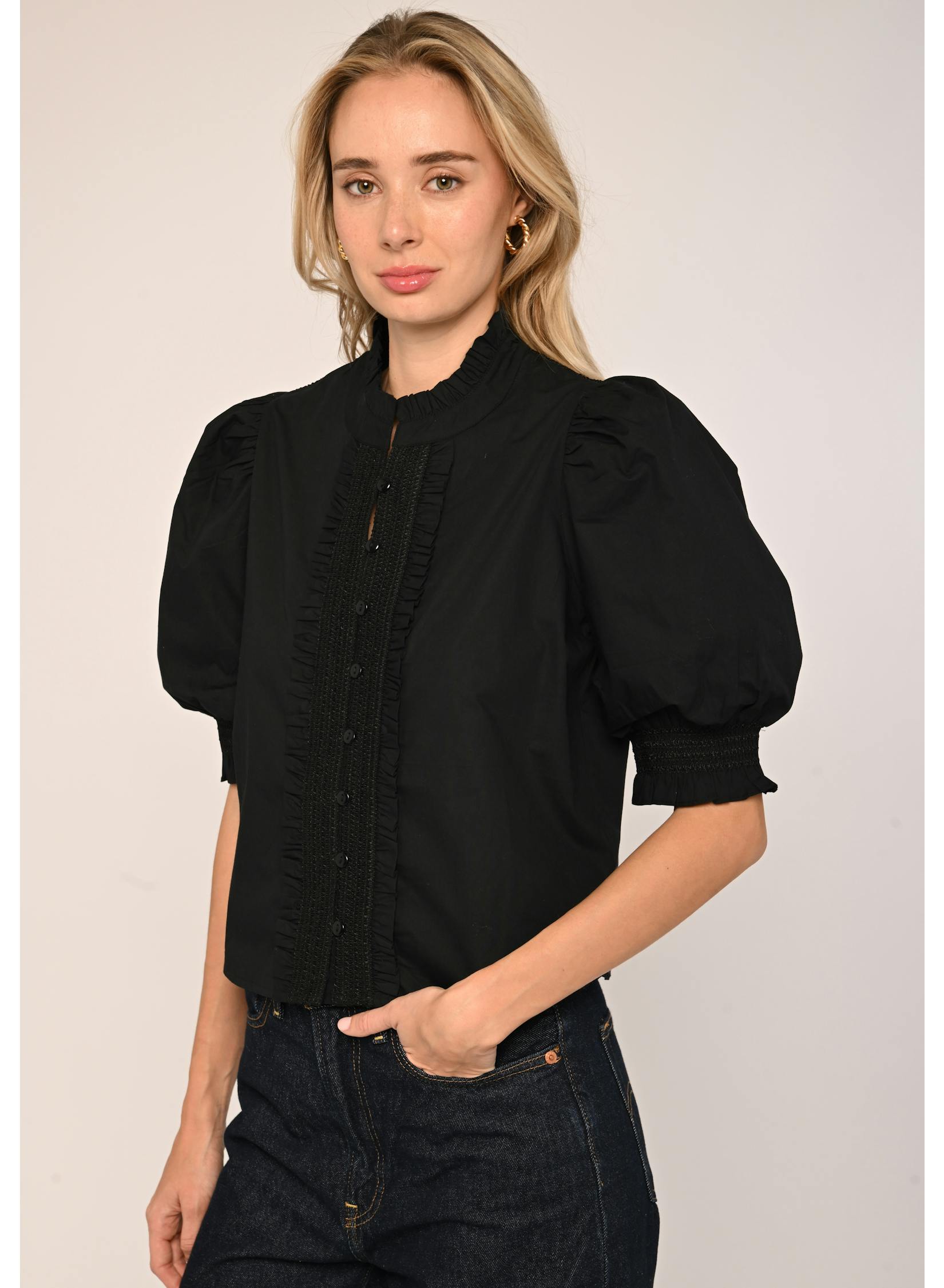 L2607-3419-love-the-label-zinny-top-in-black-1