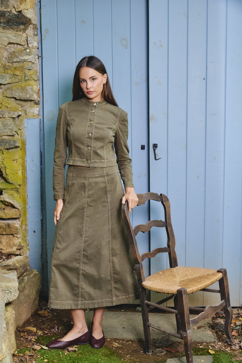 L2608-8142-Love-the-Label-bina-midi-skirt-ivy-green-denim-1