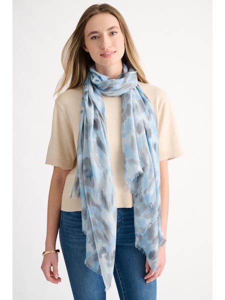 LFAS6-305-kinross-cashmere-painted-leopard-cashmere-scarf-in-horizon-multi-1