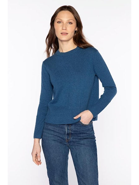 LFSC4100-kinross-cashmere-exposed-seam-crew-sweater-in-sapphire-1