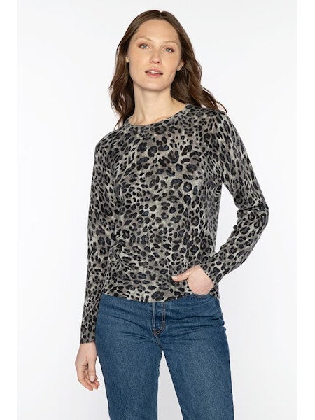 LFSC5-116-kinross-cashmere-leopard-crew-sweater-in-sterling-multi-1