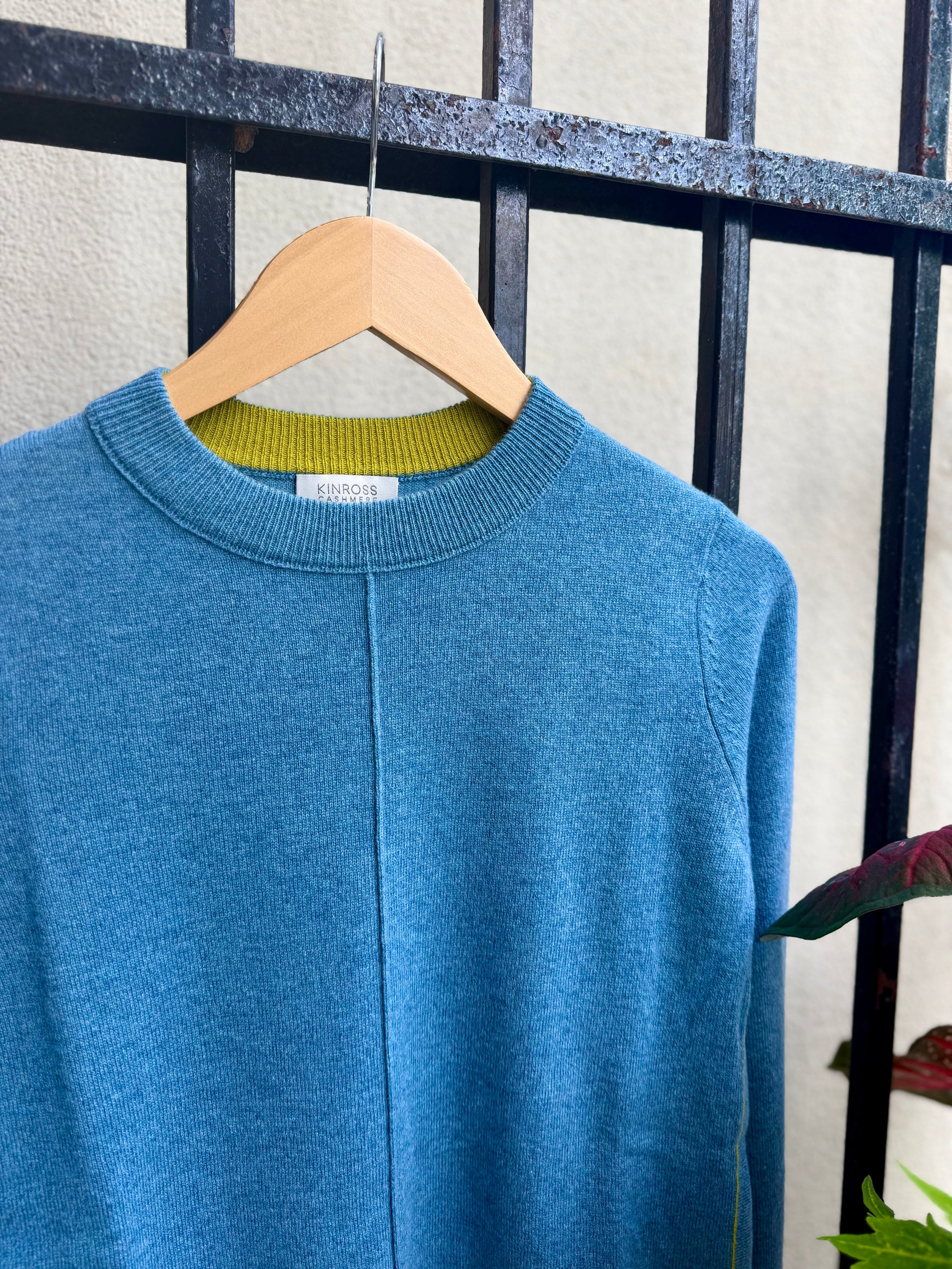 LFSC6-197-kinross-cashmere-colorplay-crew-neck-sweater-in-loch-multi-1