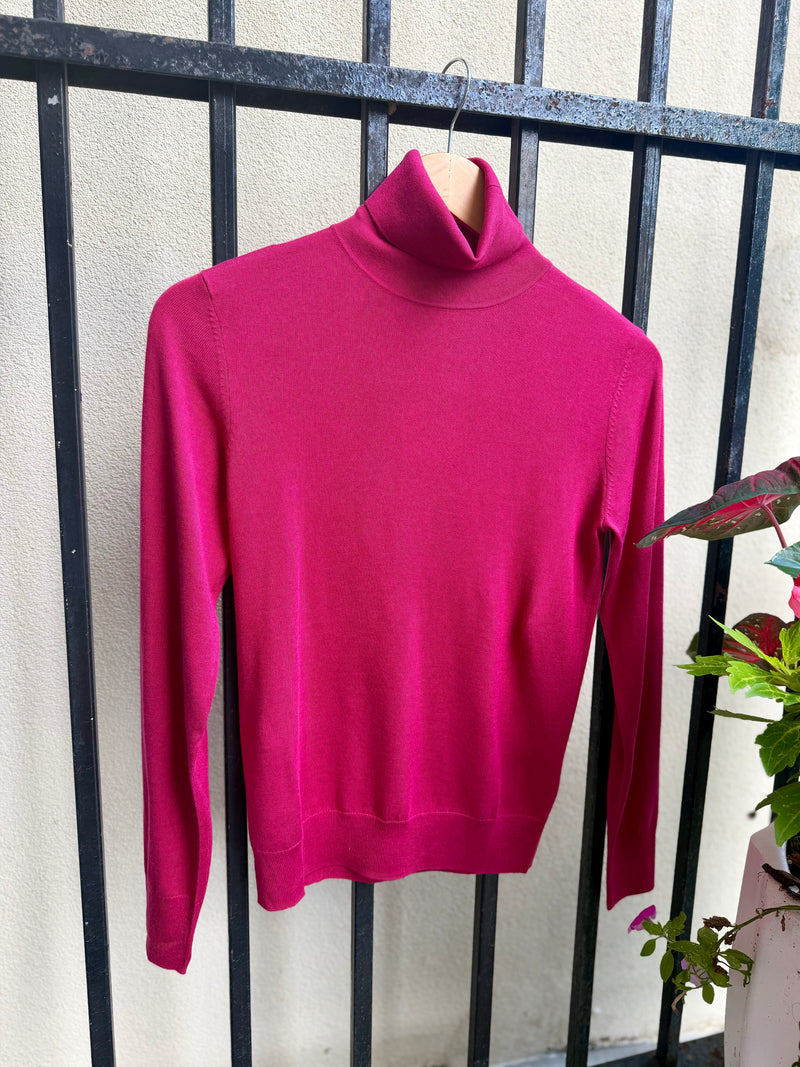 LFSE6-286-kinross-cashmere-fitted-turtleneck-knit-top-in-cranberry-1
