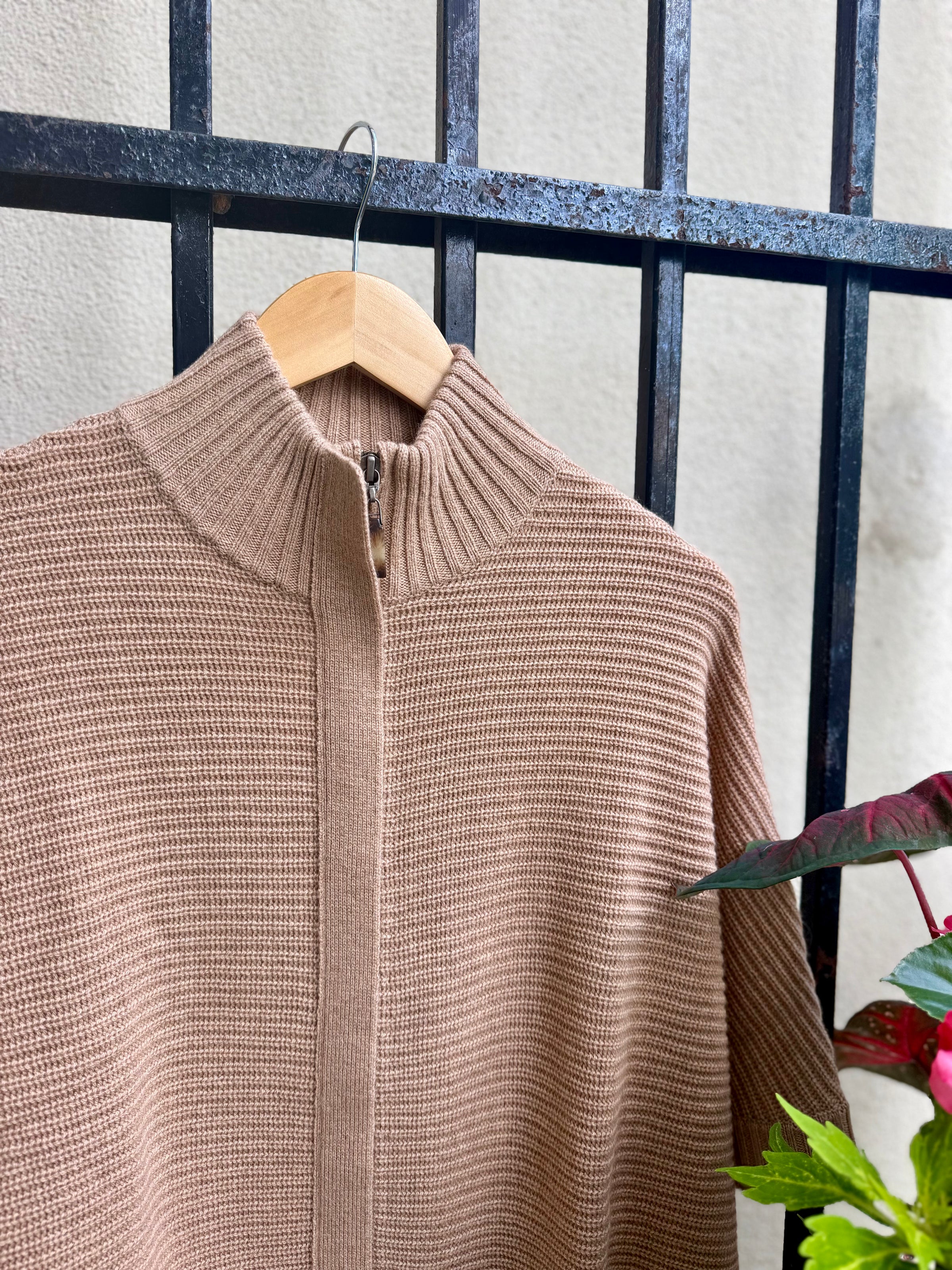 LFSJ6-179-kinross-cashmere-rib-knit-zip-up-cardigan-in-scotch-1
