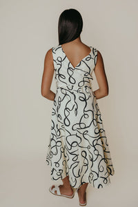 LRD25-laroque-market-dress-in-scribble-1