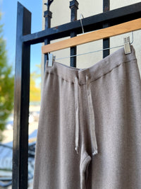 LRSD5-203-kinross-cashmere-doubleknit-lurex-drawstring-pant-in-coco-1