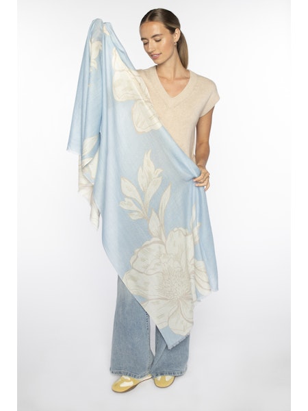 LSAS6-224-kinross-cashmere-oversized-blooms-print-scarf-in-multi-1